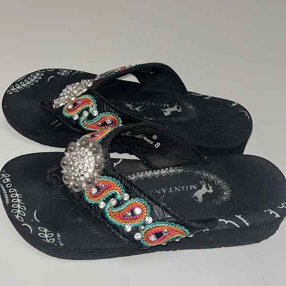 Montana West ladies flip flops with embellishments and embroidery size 8 black - Picture 3 of 14
